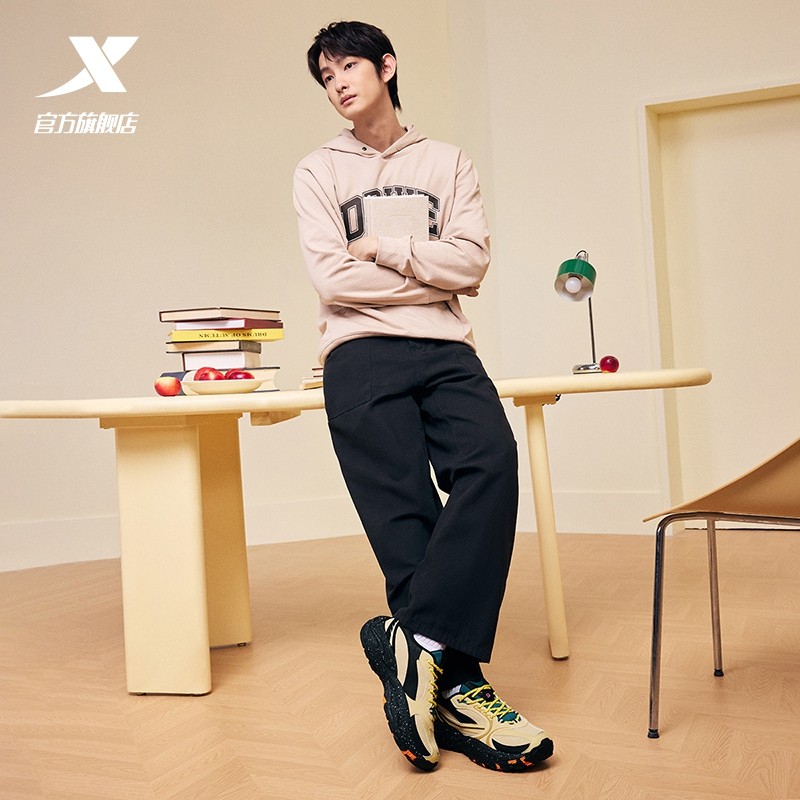 特步山海9代丨老爹鞋男冬季百搭轻便运动鞋增高复古休闲鞋户外鞋,淘宝优惠券,粉丝福利购,淘宝优惠卷