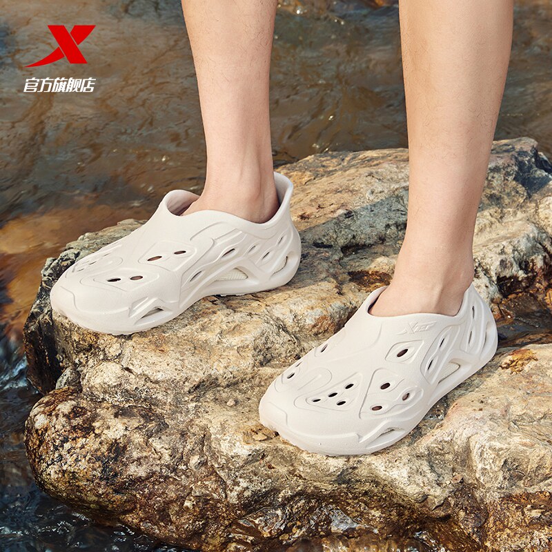  特步运动沙滩鞋/凉鞋