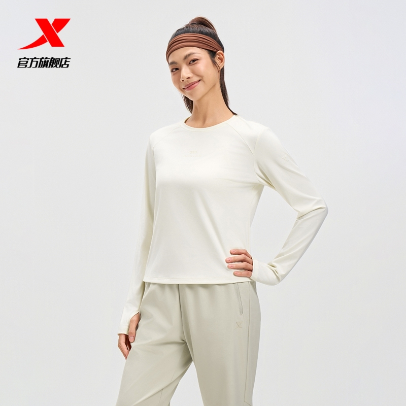 特步针织长袖T恤女2025秋新款修身拼色内搭套头上衣975328030054 - 图1