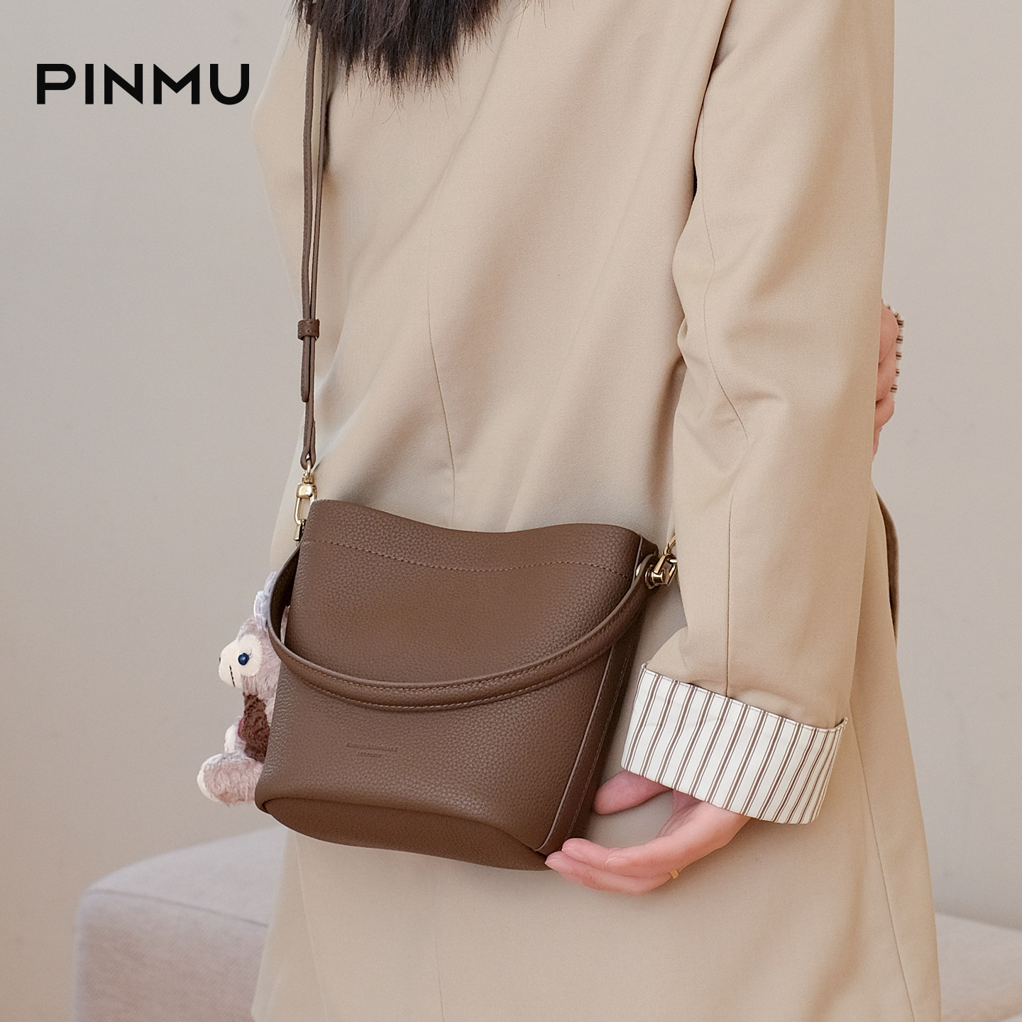 水桶包女式2025新款秋冬百搭单肩斜挎包上班通勤女包手提包小拎包,淘宝优惠券,粉丝福利购,淘宝优惠卷