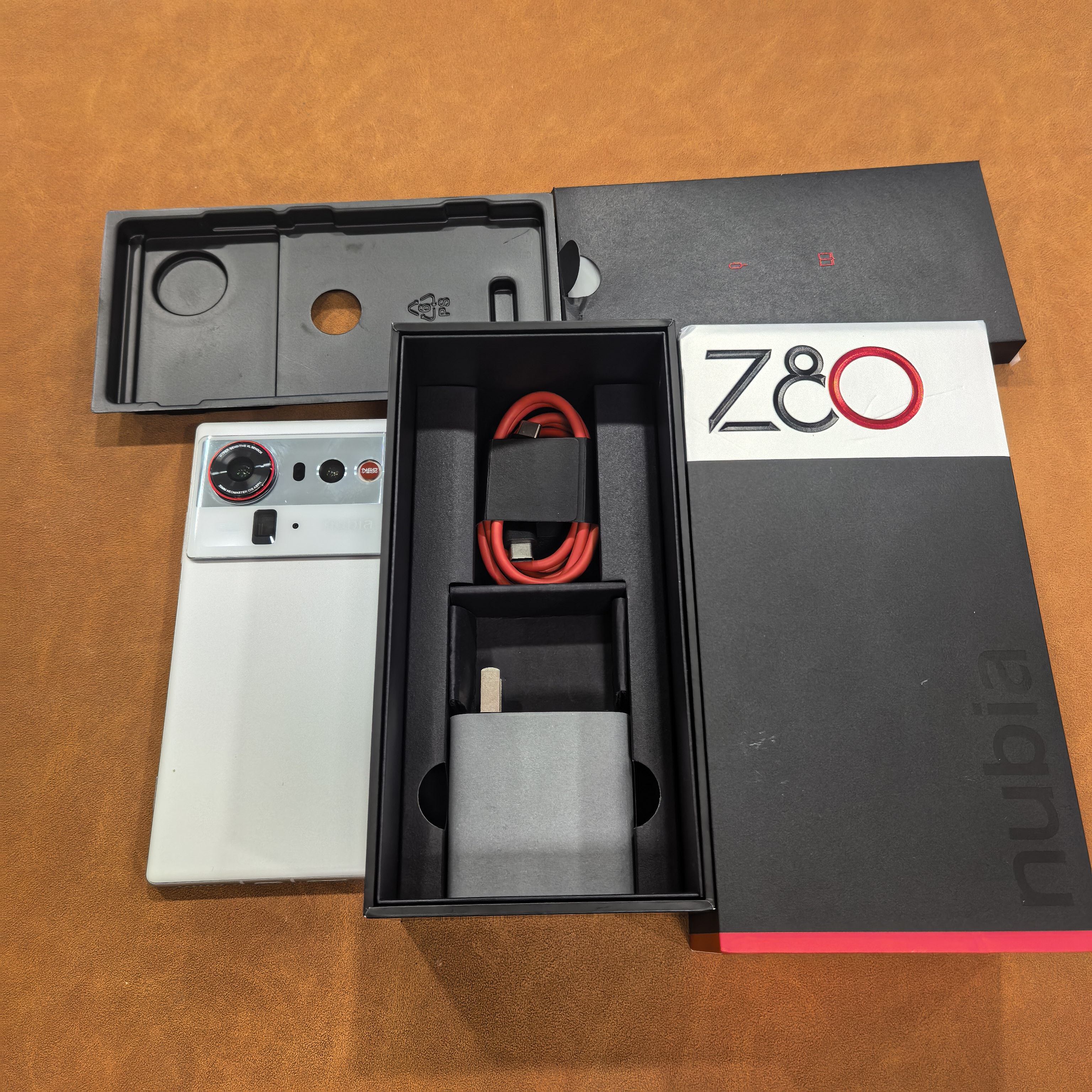 开封激活nubia/努比亚 Z80 Ultra星空典藏手机第五代骁龙8至尊版