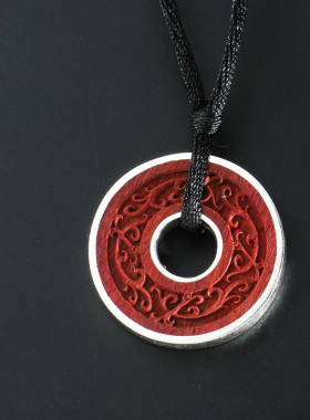 情侣手工雕刻小叶紫檀银饰送女友