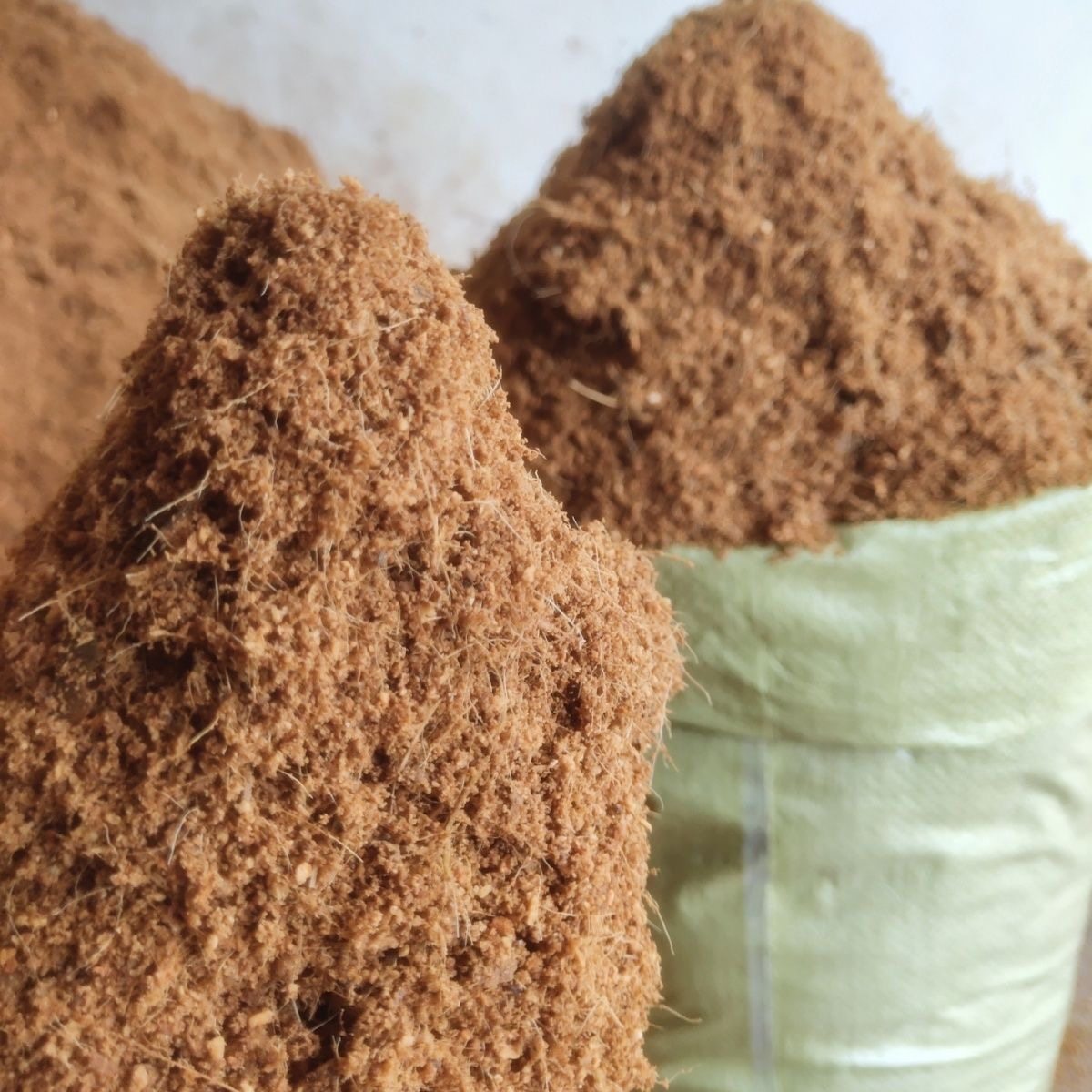 海南纯椰糠营养土脱盐免泡发椰砖无土栽培基质花土菜土庭院种植土,淘宝优惠券,粉丝福利购,淘宝优惠卷