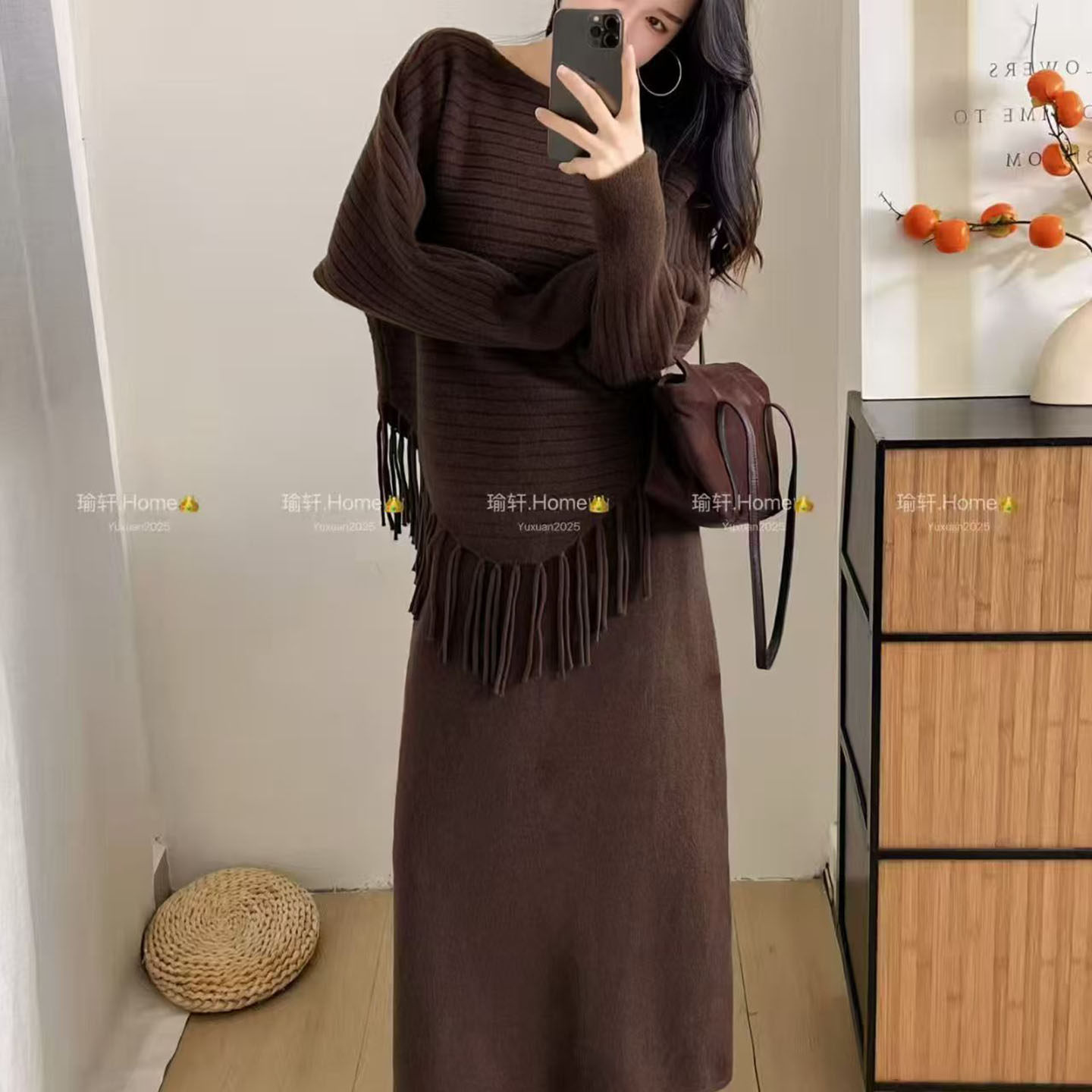 2025年秋冬新款韩系设计感流苏上衣+高腰显瘦半身裙针织两件套潮,淘宝优惠券,粉丝福利购,淘宝优惠卷