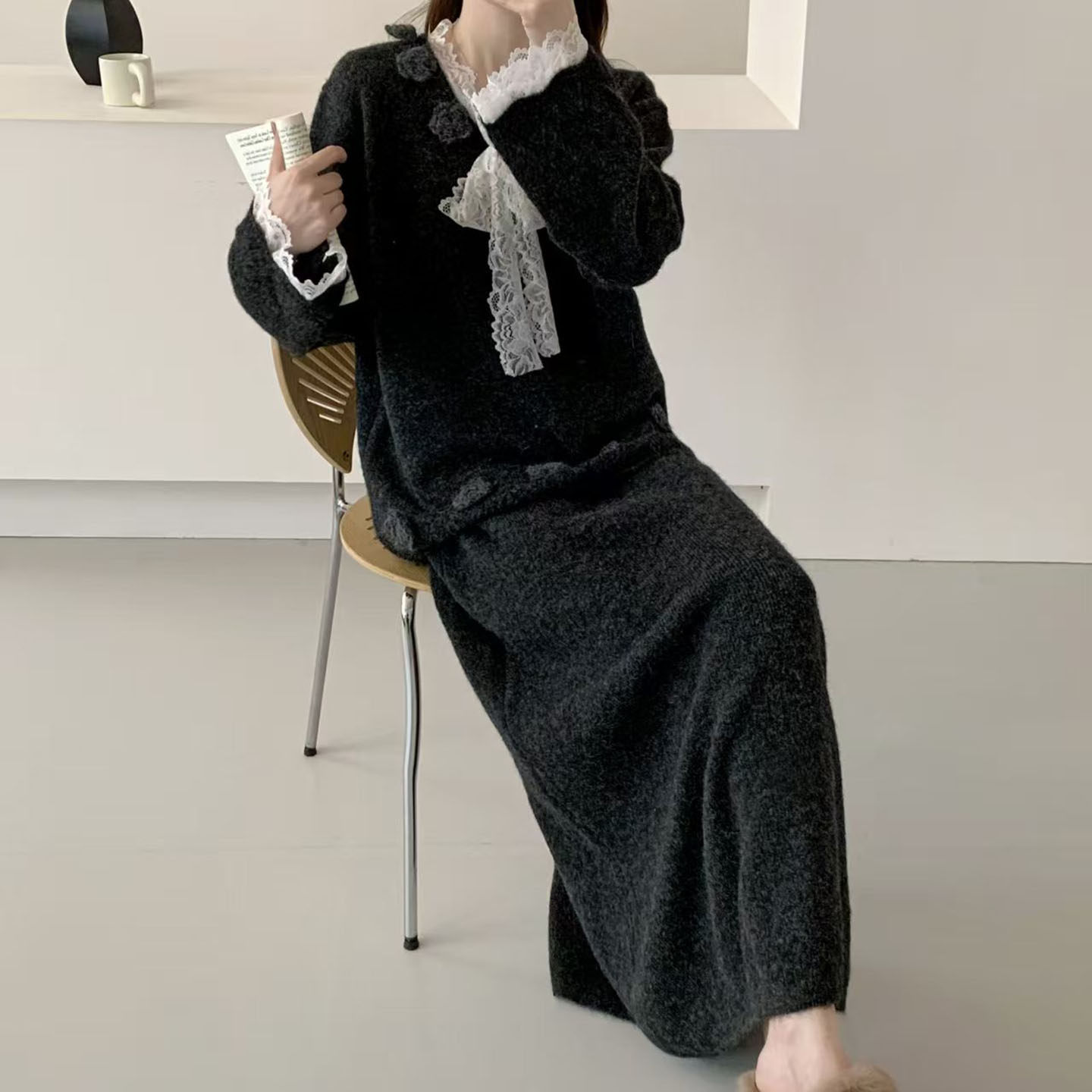 秋冬新款时尚套装设计感蕾丝拼接花朵上衣高腰显瘦遮肉半身裙长裙,淘宝优惠券,粉丝福利购,淘宝优惠卷