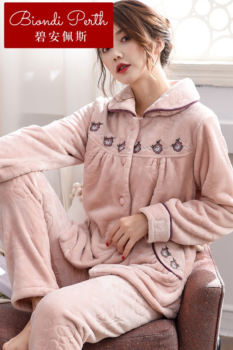 碧安佩斯珊瑚绒都市长袖歌瑞尔睡衣 碧安佩斯睡衣/家居服套装