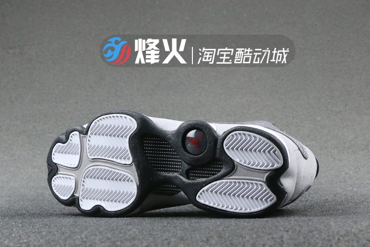 烽火体育 Air Jordan 13 Atmosphere Grey AJ13雾霾灰 884129-016-图1