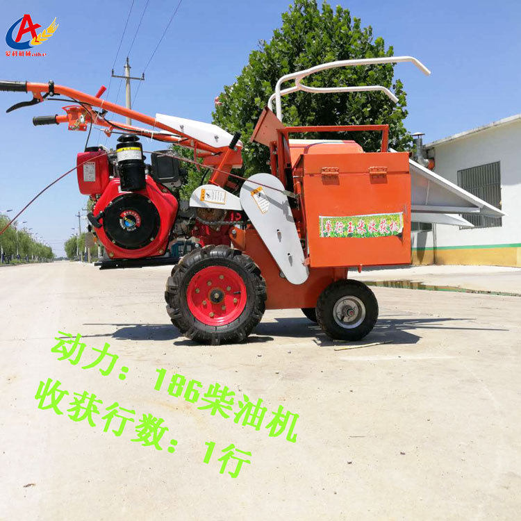 Household mini-tiller with corn harvester Household hand-held trolley with single-row straw crushing and returning corn harvester