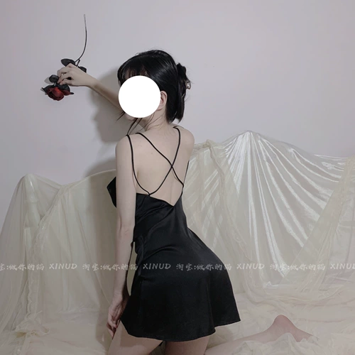 Сексуальная пижама, тонкая шелковая юбка, красивая спина, с лямками