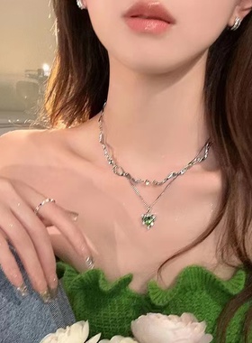 心动夏日~甜酷绿色爱心项链