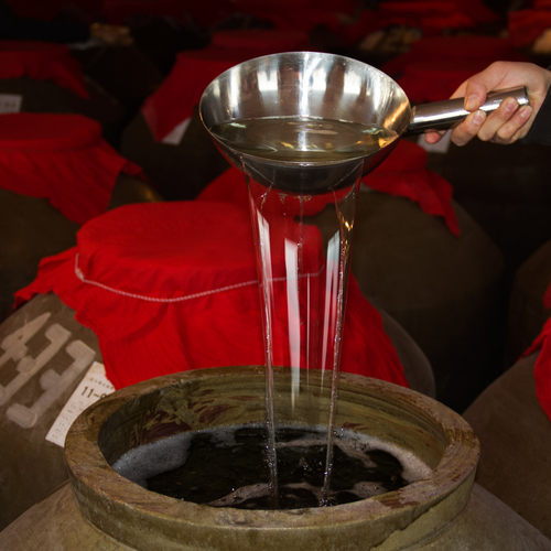 斟贵宾茅香台镇酱香酒53度酱香型金窖藏纯粮食高粱原浆坤沙酒整箱 - 图2