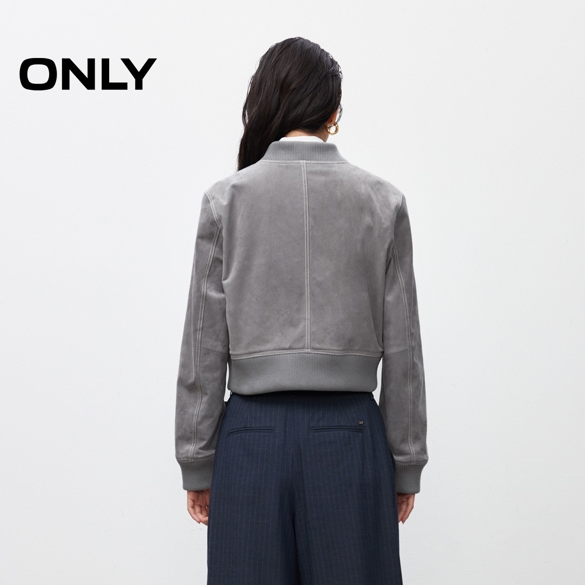 ONLY2025冬季新款棒球风胸前装饰盖袋利落正肩短款皮衣外套女,淘宝优惠券,粉丝福利购,淘宝优惠卷