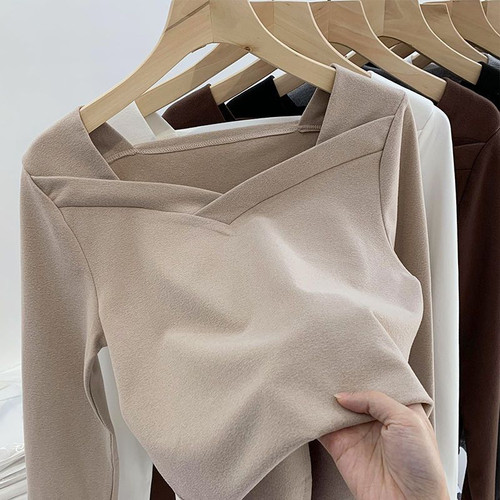 纯色简约V领长袖T恤女春秋德绒磨毛打底衫韩版内搭修身显瘦上衣服 - 图3