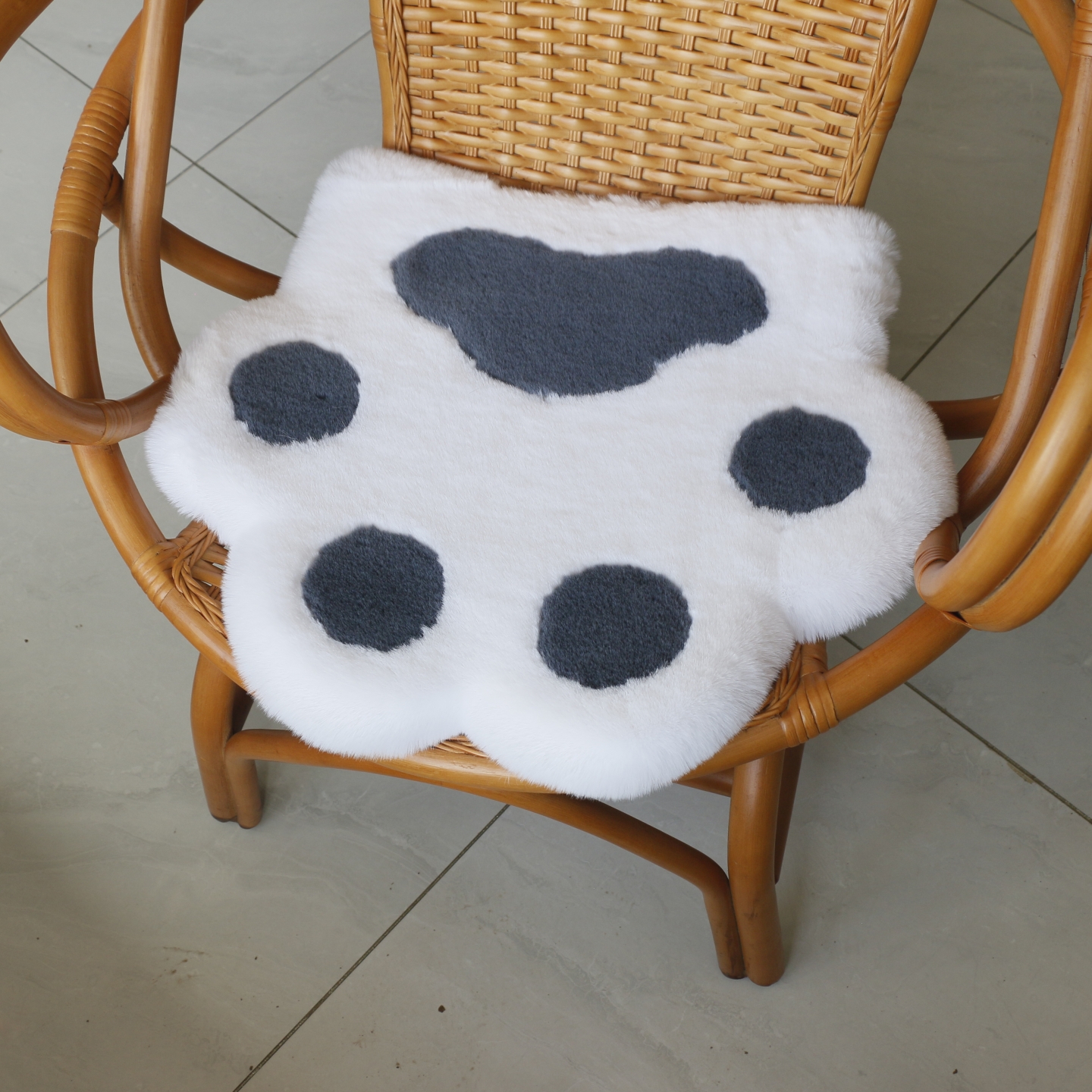 倚澳兔毛绒可爱猫爪椅子垫熊脚印沙发屁股坐垫电脑休闲椅凳子垫厚