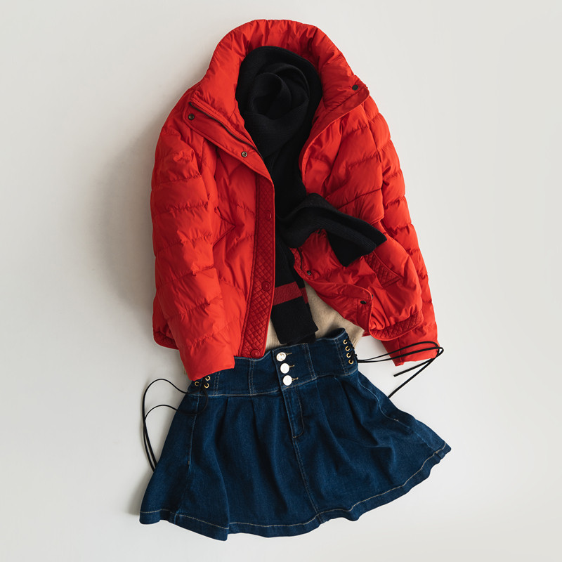 乔妮塔女装2025冬季新款90白鸭绒轻薄小个子立领短款羽绒服外套