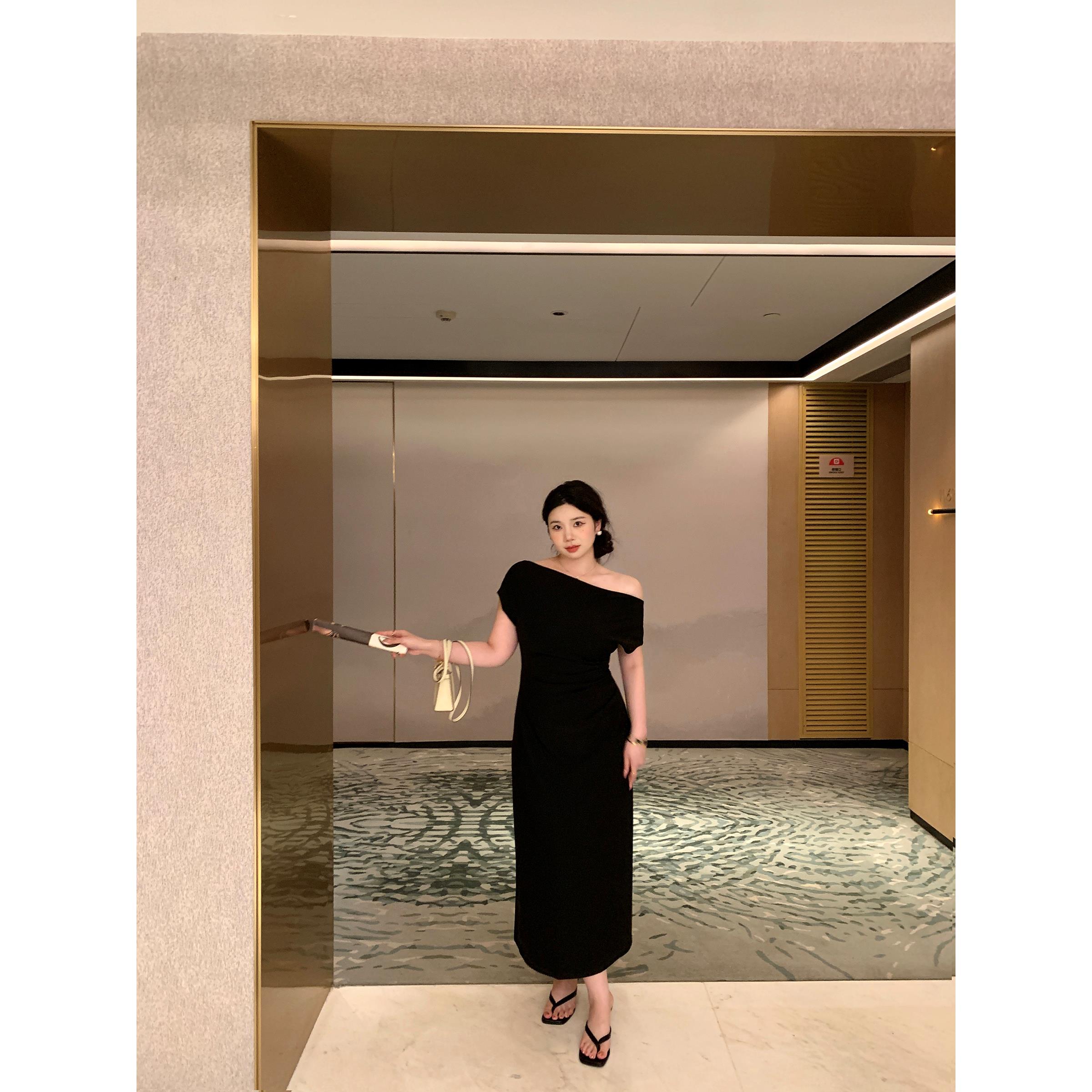 M5T6微胖定制 极简雕塑感/多穿法可露肩气质显瘦收腰大码连衣裙 - 图2