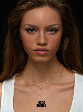 情绪波动925银字母吊坠锁骨链