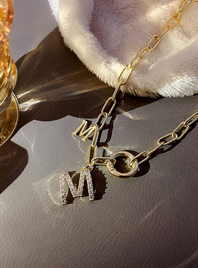 项链金色字母冷淡女潮简约个性