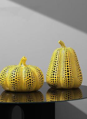 南瓜波点树脂工艺品摆件艺术家居装饰创意酒柜玄关客厅桌面摆设