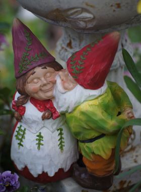 甘道夫艾草蚊香矮人摆件花园庭院露台桌装饰地精创意复古做旧夫妻