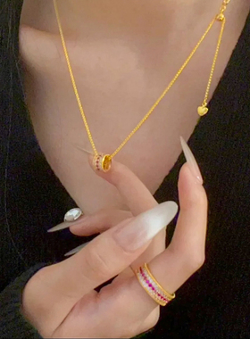 女沙金精致点钻满圈红宝戒指项链