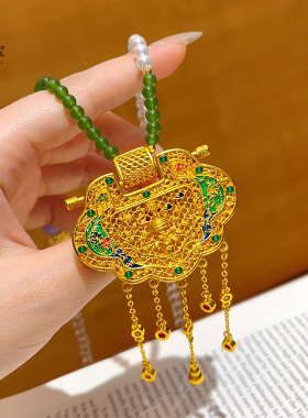 珐琅彩天子门生锁包水晶吊坠项链