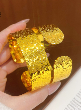 女沙金宽面爆闪碎冰冰手镯轻奢