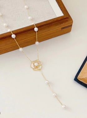 小众独特设计仿珍珠花朵项链女长款轻奢高级感锁骨链日常通勤颈链
