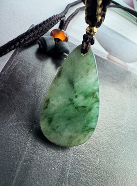 天然老花青翡翠水滴吊坠