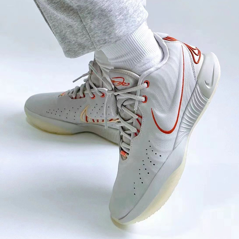 Nike耐克 Zoom Lebron 21男款低帮防滑耐磨实战篮球鞋FV2346-500 - 图2