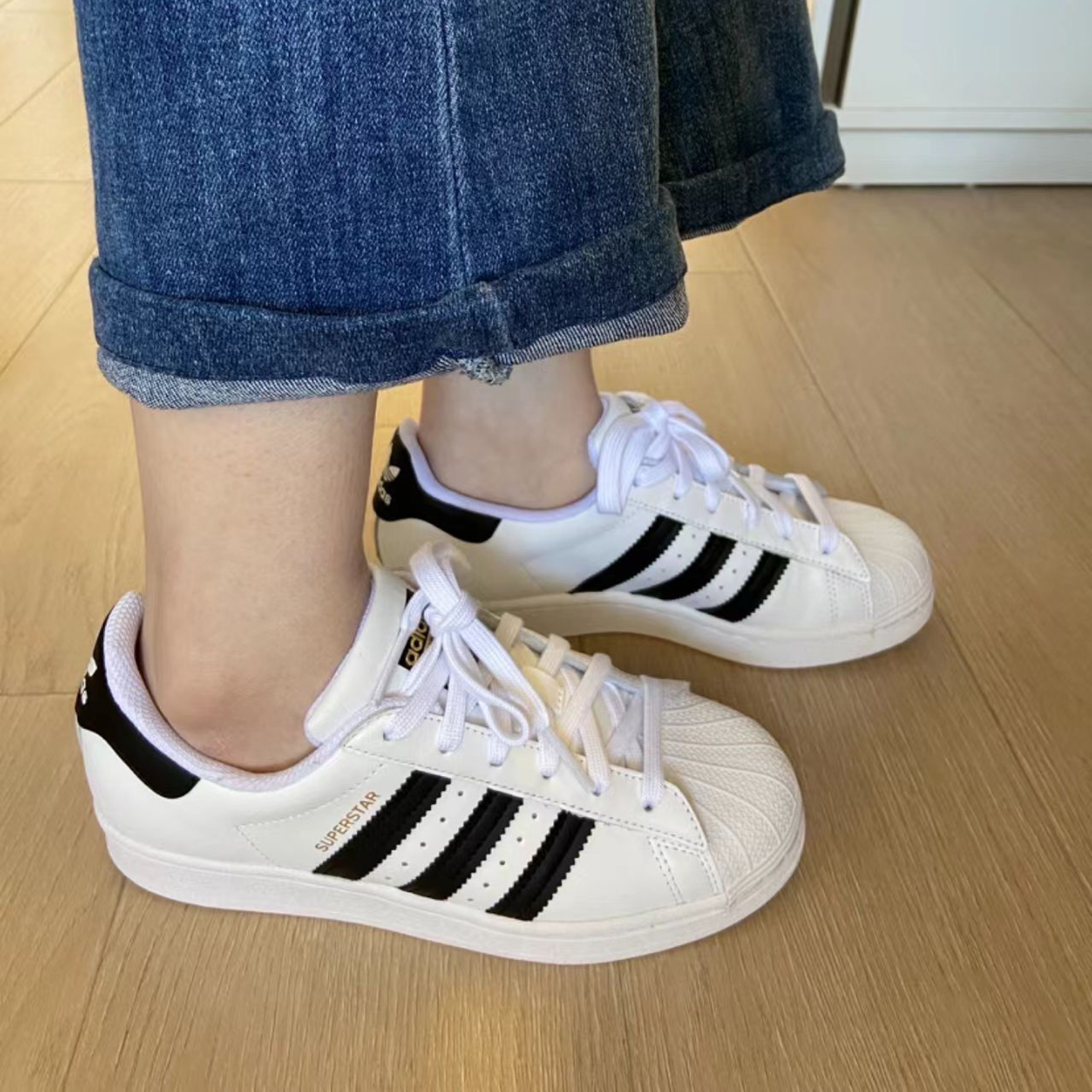 Adidas/阿迪达斯Superstar男女同款低帮贝壳头经典运动鞋EG4958 - 图0