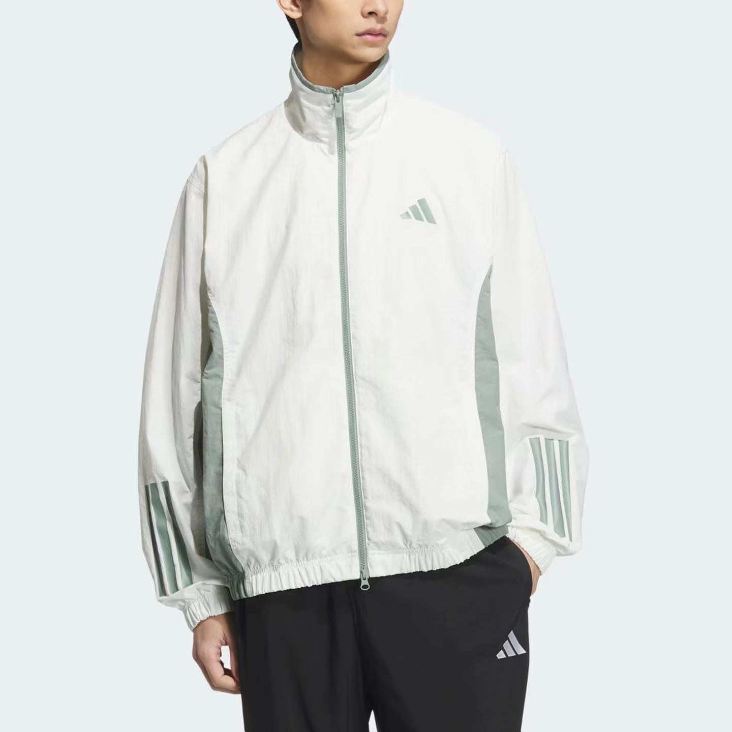 Adidas/阿迪达斯男子梭织立领宽松舒适运动休闲夹克外套IS6525,淘宝优惠券,粉丝福利购,淘宝优惠卷