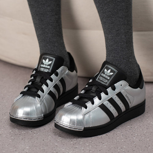 adidas阿迪达斯Superstar2女款低帮防滑耐磨贝壳头休闲板鞋IH1628 - 图1