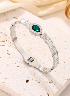 新款欧美风时尚轻奢蛇形钛钢手镯