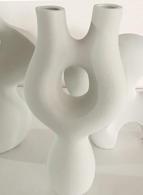 简约现代北欧创意抽象陶瓷摆件样板间客厅书柜电视柜茶几软装饰品