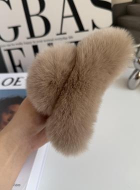 可爱毛绒獭兔毛獭兔毛抓夹发饰