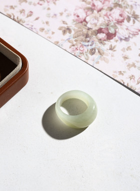 17号戒指 和田玉俄料黄口料黄玉馒头款指环 5050