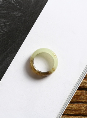 7号戒指 和田玉黄口料糖黄玉唐草纹小尺码圆弧素圈指环 尾戒 3444