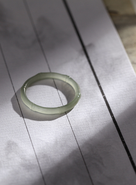 23号戒指 和田玉晴水青白手工雕刻竹节 大尺码指环 8289