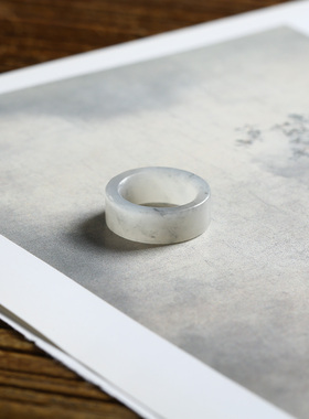 7号戒指 新疆和田玉青花籽料 籽玉直切款方口指环 尾戒 8114