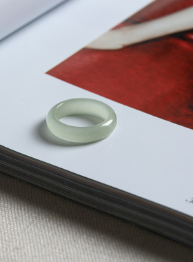 7号戒指 和田玉晴水青白小尺码圆弧素圈指环 尾戒 3258