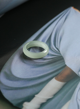 7号戒指 和田玉青白小尺码圆弧素圈指环 尾戒 8513