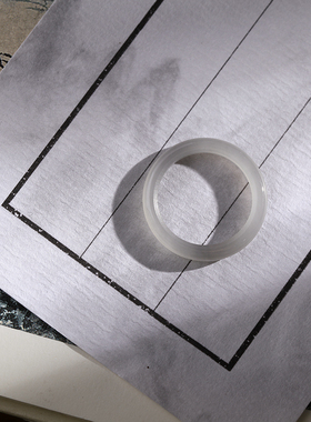 17号戒指 和田玉烟紫圆条素圈指环 8175