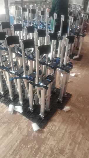 110cm-160cm aluminum alloy stilts can be customized telescopic tripod decoration artifact stage props SF