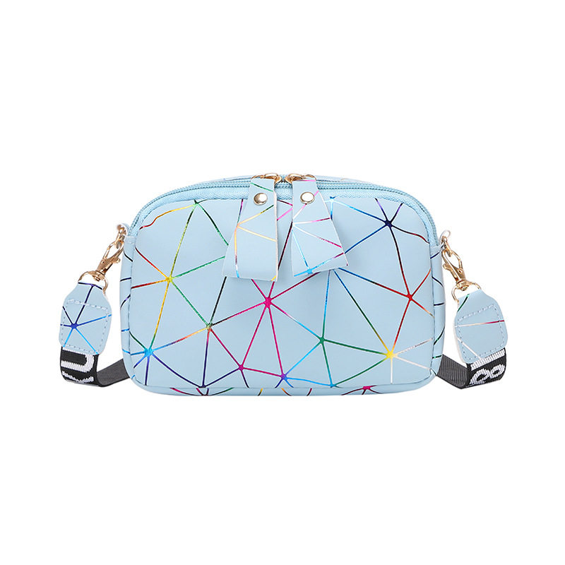 女士化妆包2022新款春女包镭射印花宽肩带小包女士斜挎包一件,淘宝优惠券,粉丝福利购,淘宝优惠卷