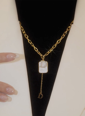 新款D字母长款毛衣链网红项链女