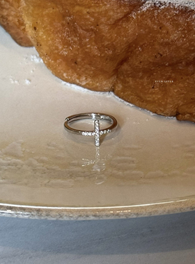 独家定制～带钻十字架小尾戒女通体s925纯银小拇指戒指闭口可调节