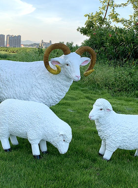 绵羊树脂摆件卡通户外动物美观