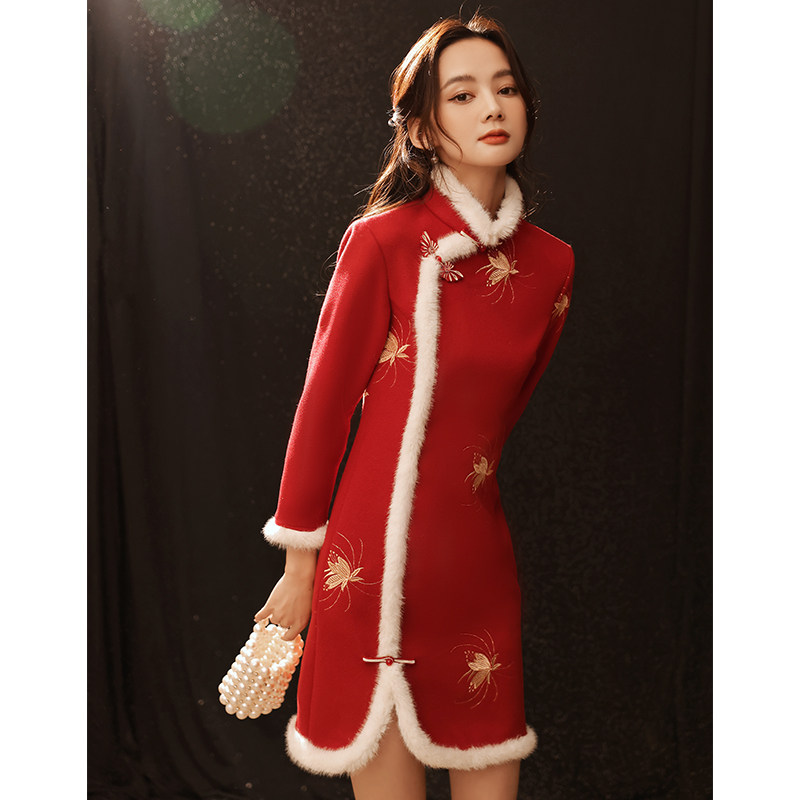 红色冬款加厚绒过年小袄拜年服旗袍 颜赋绣旗袍