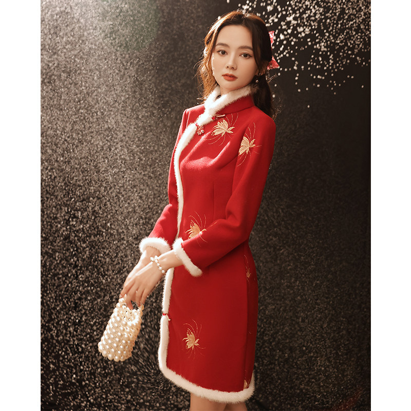 红色冬款加厚绒过年小袄拜年服旗袍 颜赋绣旗袍